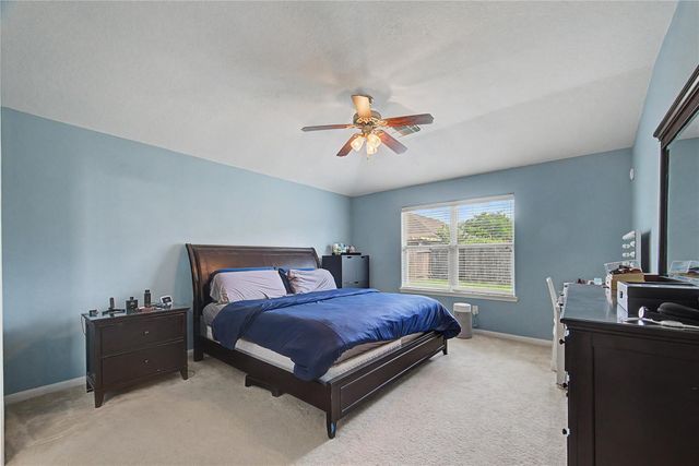 2725 Palermo Court, League City, TX 77573