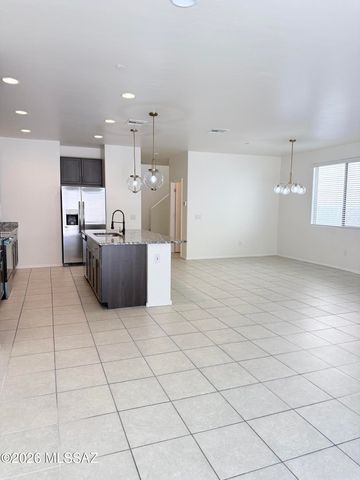 14041 E Red Pine Place, Vail, AZ 85641