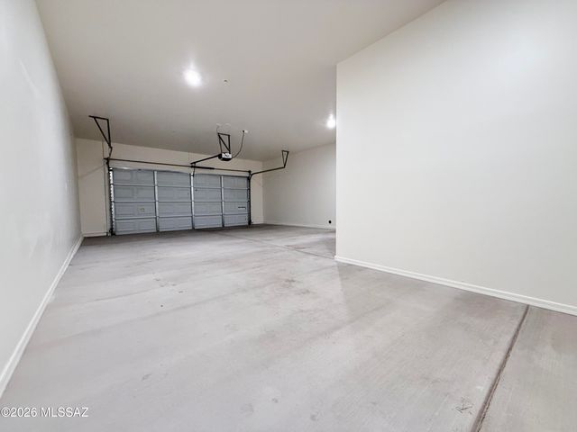 14041 E Red Pine Place, Vail, AZ 85641