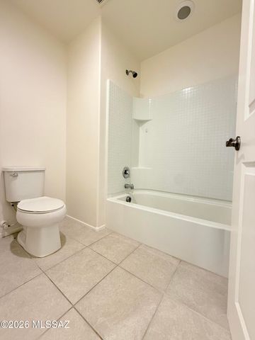 14041 E Red Pine Place, Vail, AZ 85641
