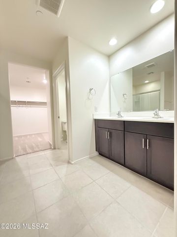 14041 E Red Pine Place, Vail, AZ 85641