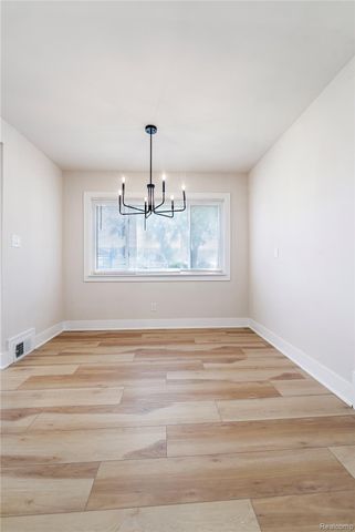 22821 Harmon Street, St. Clair Shores, MI 48080
