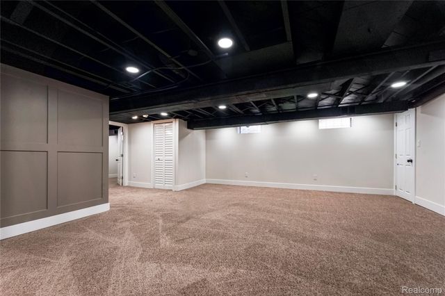 22821 Harmon Street, St. Clair Shores, MI 48080