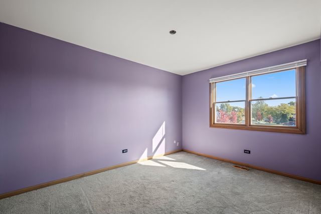 7558 W Hawthorne Lane, Frankfort, IL 60423