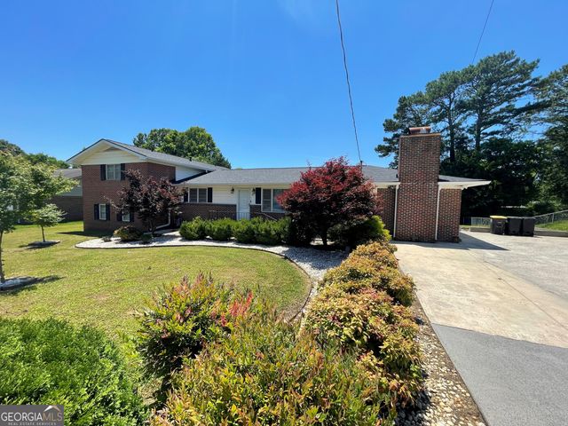 51 Lyons Drive NW, Rome, GA 30165