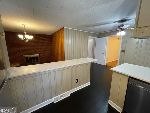 51 Lyons Drive NW, Rome, GA 30165