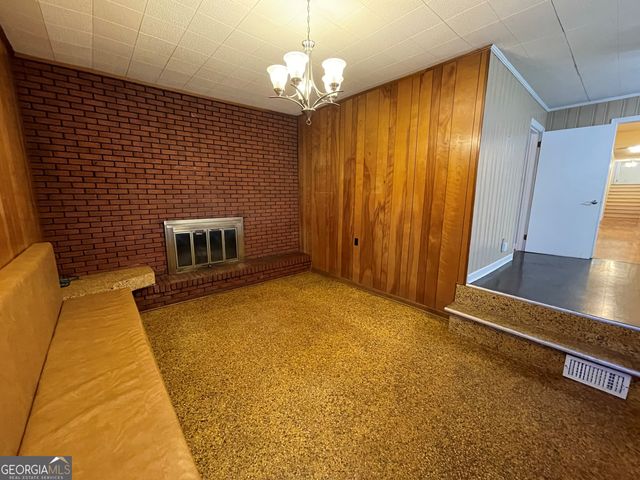 51 Lyons Drive NW, Rome, GA 30165