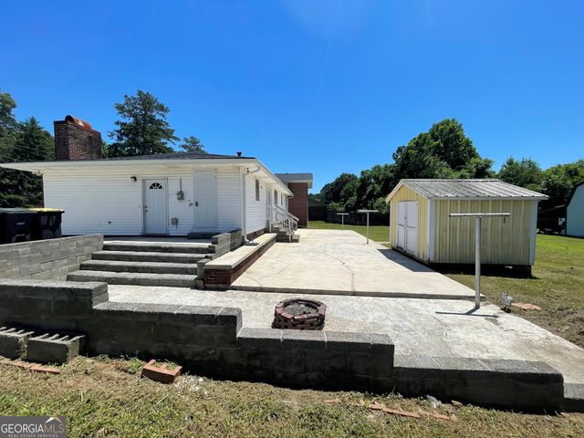 51 Lyons Drive NW, Rome, GA 30165