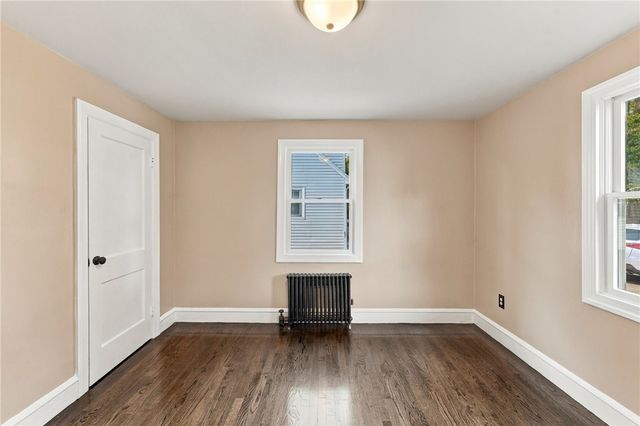 386 Norwood Avenue, Warwick, RI 02888