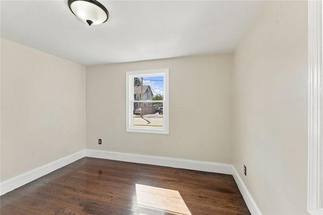 386 Norwood Avenue, Warwick, RI 02888