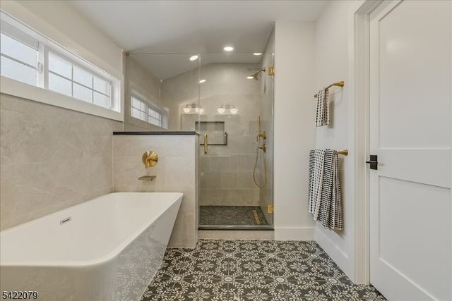 55 Forest Ave, Caldwell Boro Twp., NJ 07006