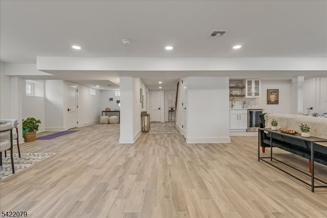 55 Forest Ave, Caldwell Boro Twp., NJ 07006