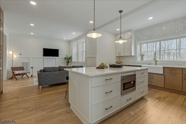 55 Forest Ave, Caldwell Boro Twp., NJ 07006