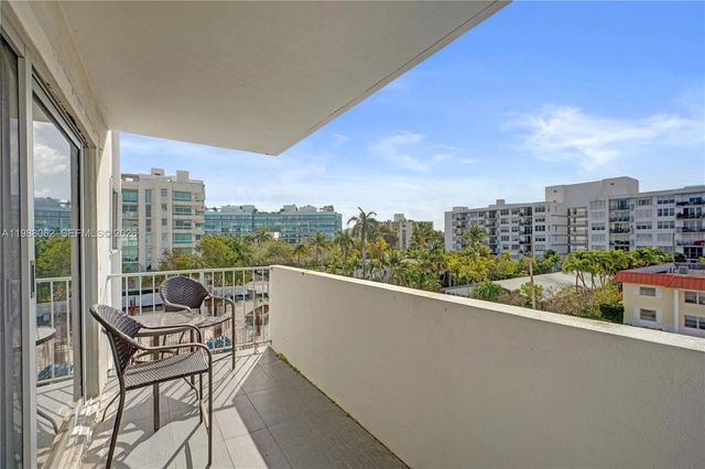 1075 92nd St 405, Bay Harbor Islands, FL 33154