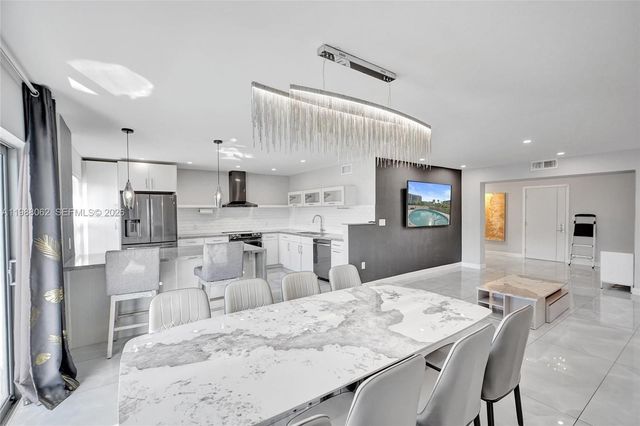 1075 92nd St 405, Bay Harbor Islands, FL 33154