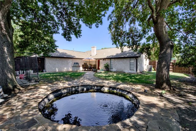 2001 Newcastle Circle, Plano, TX 75075