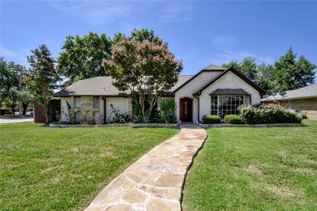 2001 Newcastle Circle, Plano, TX 75075