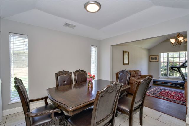 2001 Newcastle Circle, Plano, TX 75075