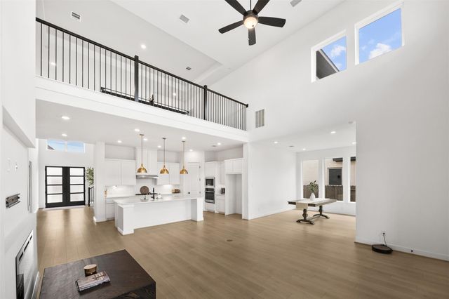 24418 Green Buffalograss Trail, Katy, TX 77493