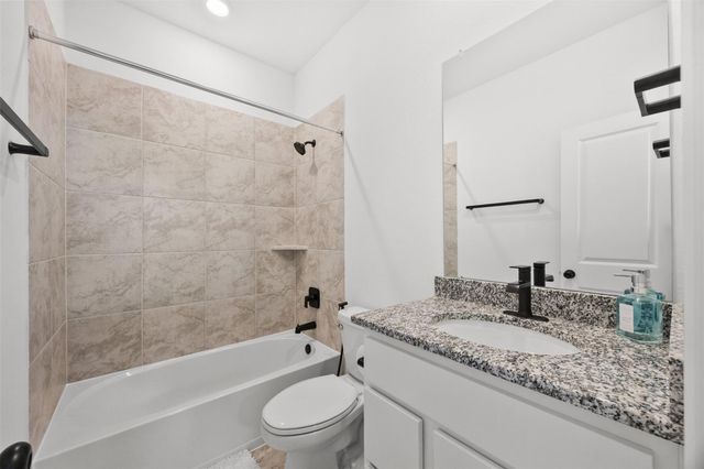 24418 Green Buffalograss Trail, Katy, TX 77493