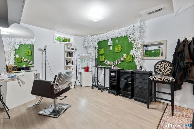 200 Captains Walk, Stratford, CT 06615