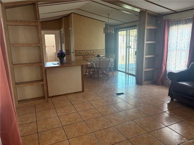 512 Citrus Circle, San Juan, TX 78589