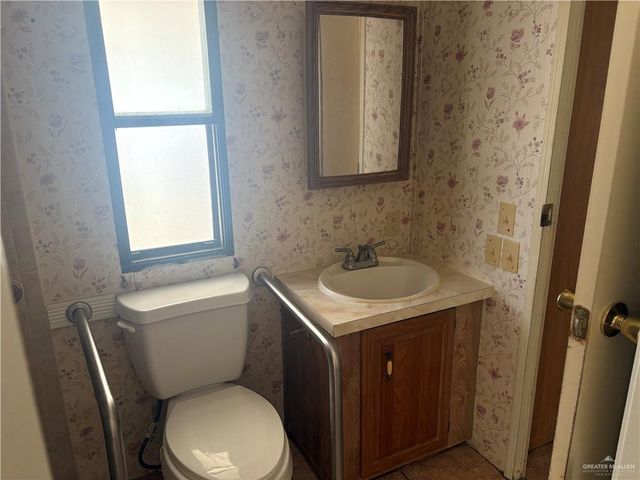 512 Citrus Circle, San Juan, TX 78589