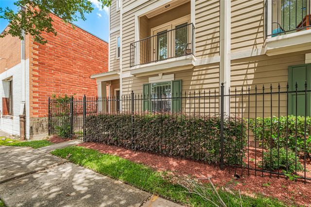 1113 Palmer Street, Houston, TX 77003