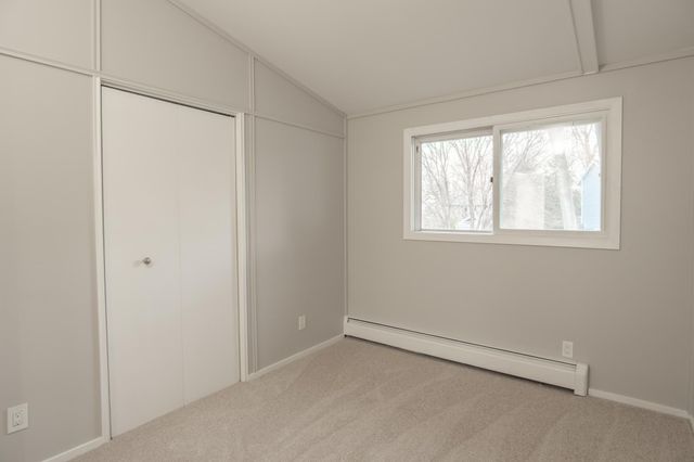 19115 Homestead Circle, Eden Prairie, MN 55346