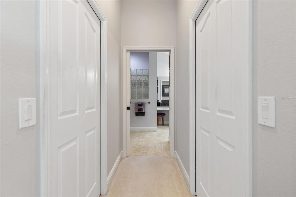 Image 17 of property listing at 562 BRADFORD LOOP, The Villages, FL 32163