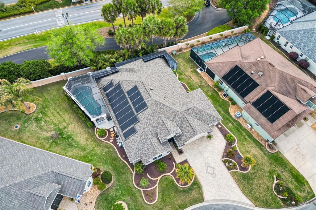 Image 33 of property listing at 562 BRADFORD LOOP, The Villages, FL 32163
