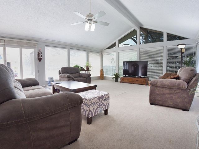 10801 S 590 Road, Miami, OK 74354