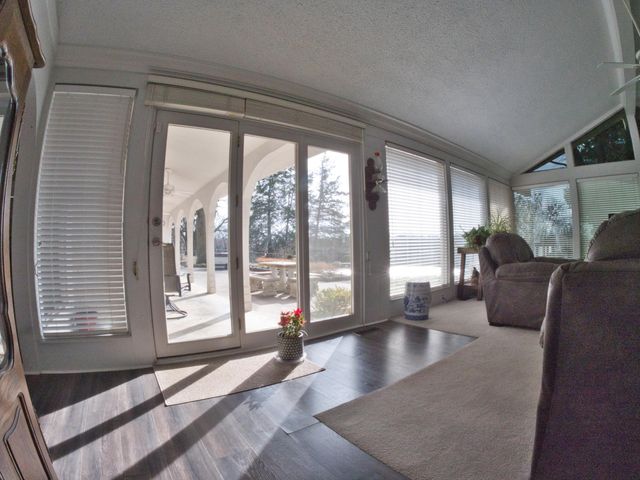 10801 S 590 Road, Miami, OK 74354