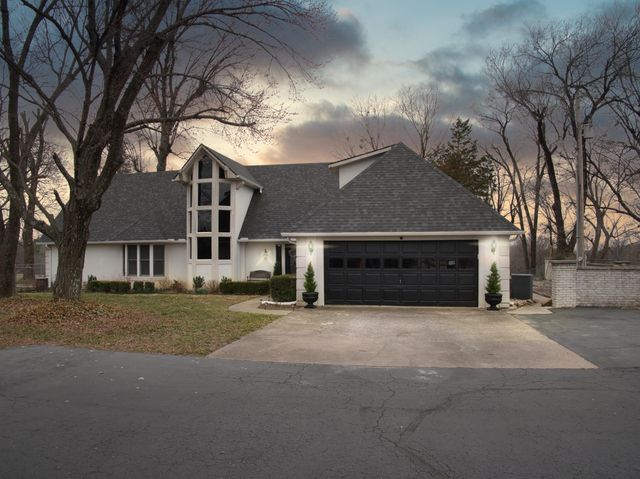 10801 S 590 Road, Miami, OK 74354