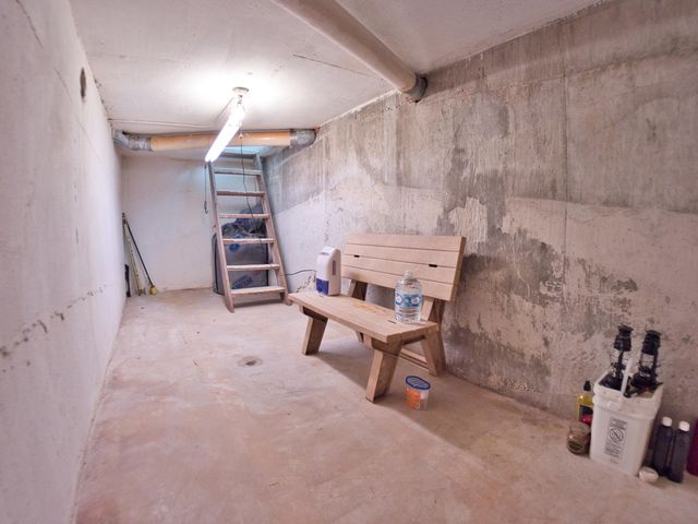 10801 S 590 Road, Miami, OK 74354