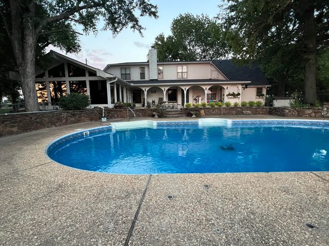 10801 S 590 Road, Miami, OK 74354