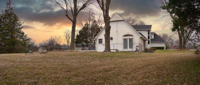 10801 S 590 Road, Miami, OK 74354