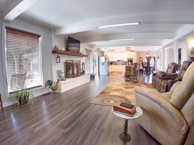 10801 S 590 Road, Miami, OK 74354