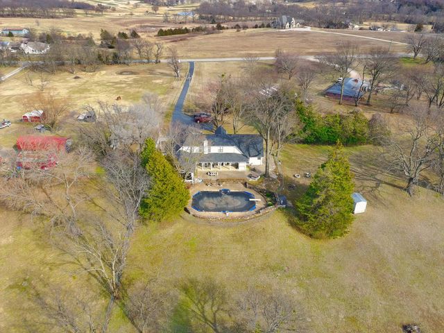 10801 S 590 Road, Miami, OK 74354