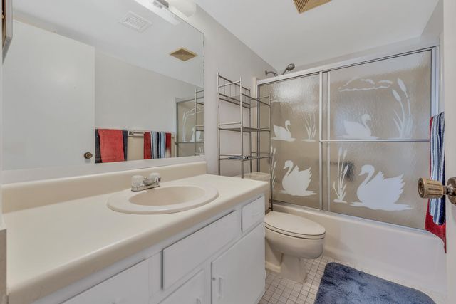 890 N Federal Highway 302, Lantana, FL 33462