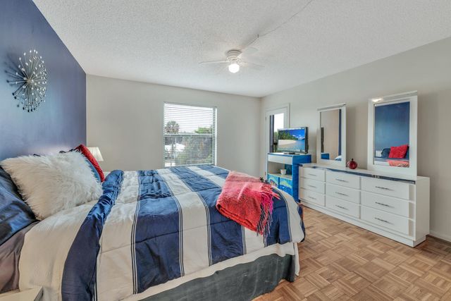 890 N Federal Highway 302, Lantana, FL 33462