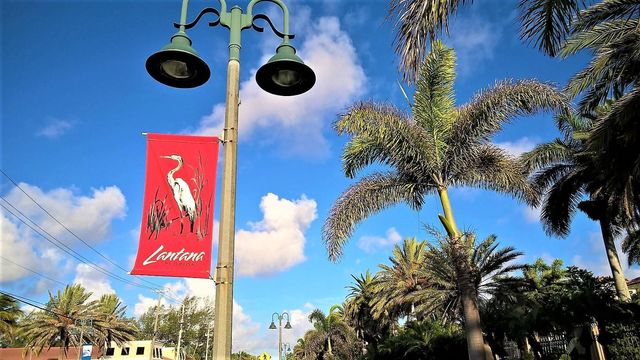 890 N Federal Highway 302, Lantana, FL 33462