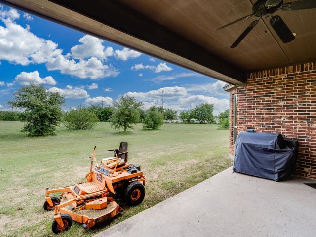 2309 Parks Court, Haslet, TX 76052