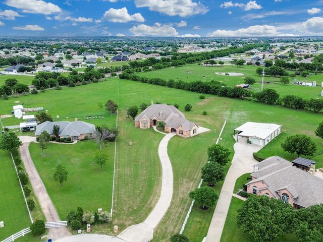 2309 Parks Court, Haslet, TX 76052