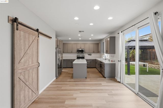 1347 Tiffany Drive, Brentwood, CA 94513