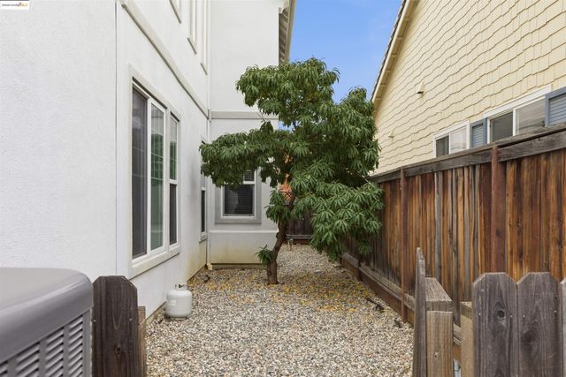 1347 Tiffany Drive, Brentwood, CA 94513