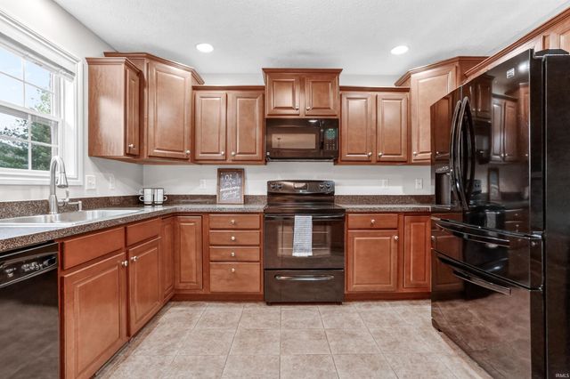 13145 Balboa Drive, Evansville, IN 47725