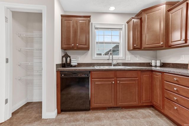 13145 Balboa Drive, Evansville, IN 47725