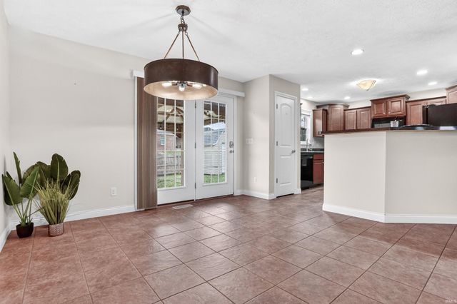 13145 Balboa Drive, Evansville, IN 47725