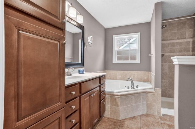 13145 Balboa Drive, Evansville, IN 47725